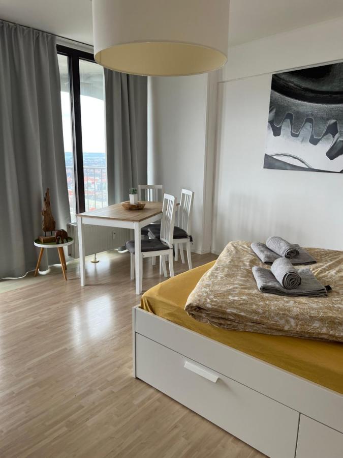 Cityapartment Im 33. Stock Augsburg Eksteriør bilde