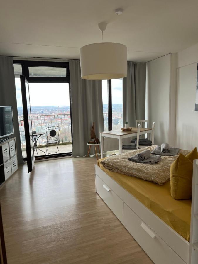 Cityapartment Im 33. Stock Augsburg Eksteriør bilde